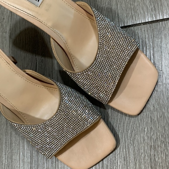 Steve Madden Nude Rhinestone Slip-On Heeled Sandals size 11 - Picture 2 of 9